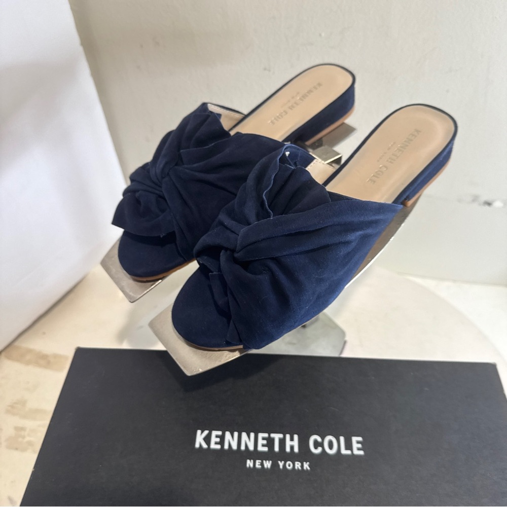 Kenneth Cole Marine Sandals size 6.5